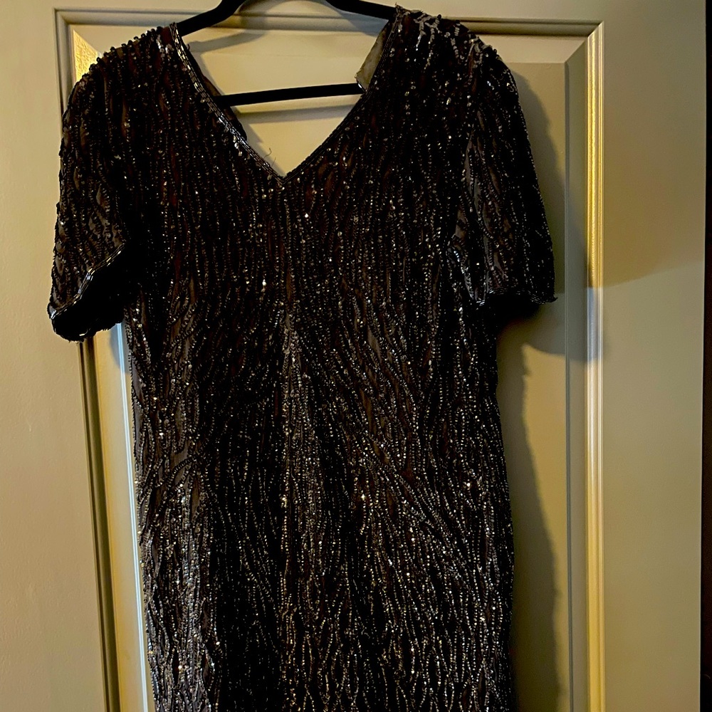 Short sleeve above knee dress